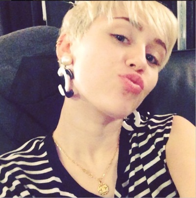 Celebrity Selfies